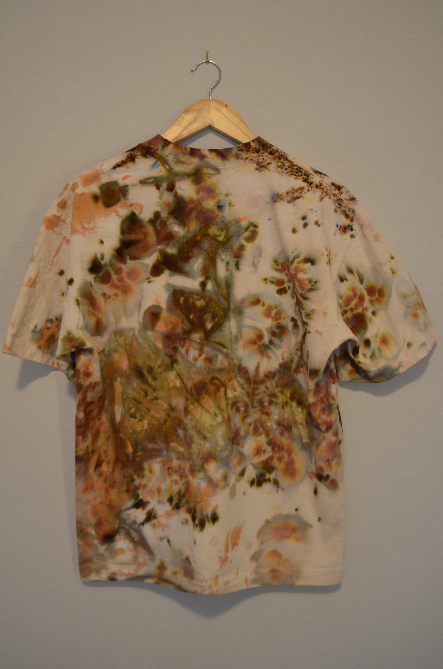 SIZE MEDIUM