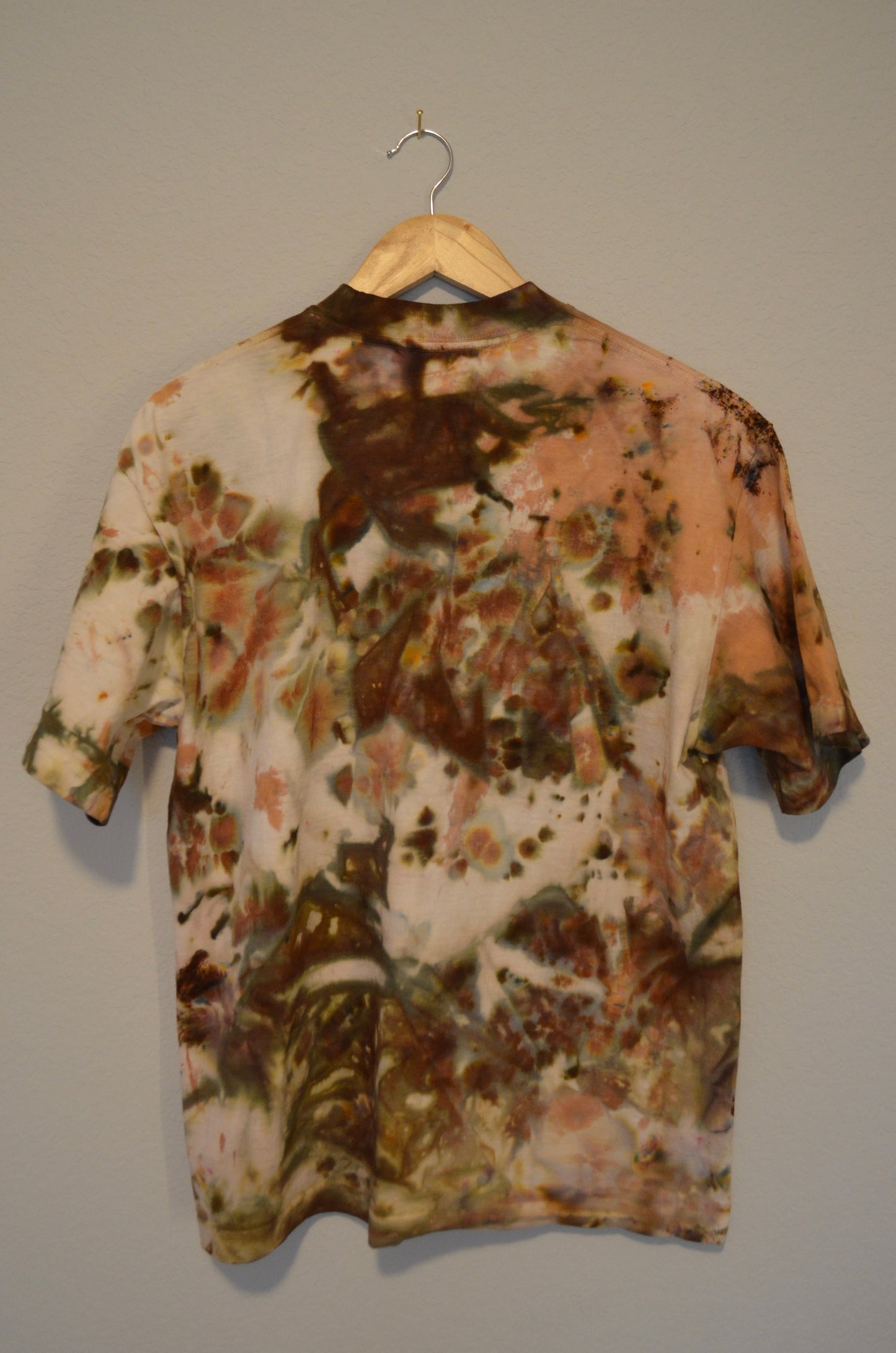 SIZE MEDIUM